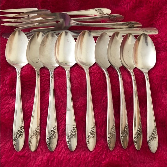 1955 Vintage Other - 🌺VTG salad forks & teaspoons